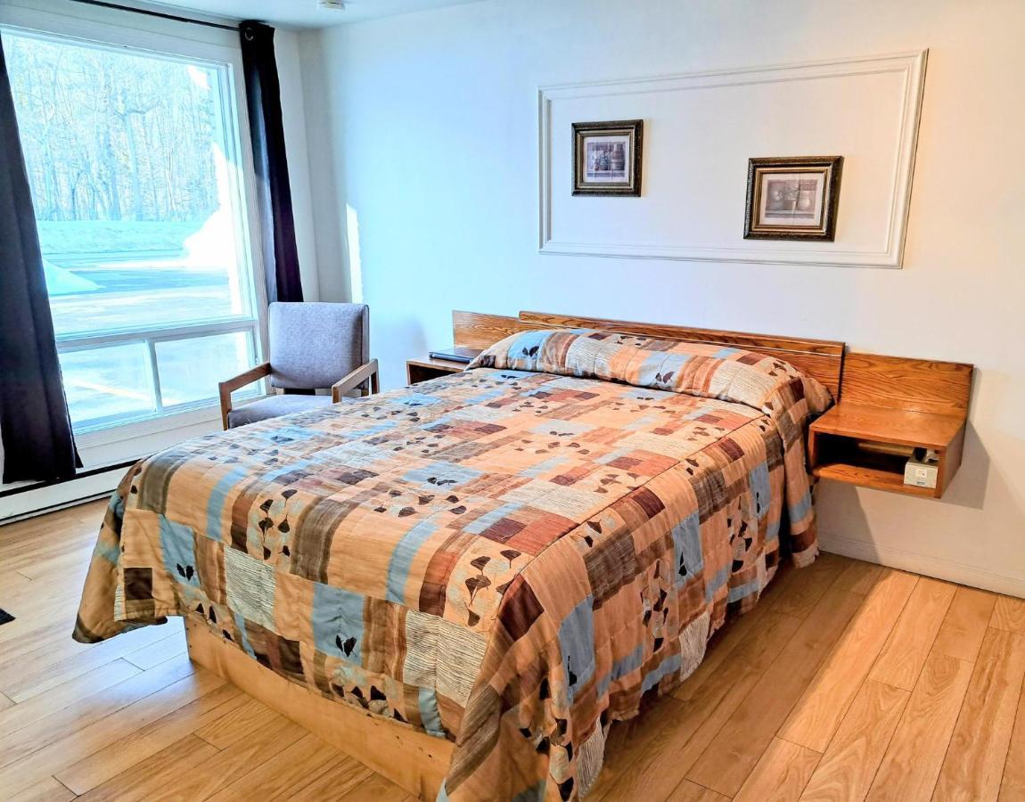 Motel Bonsoir ジョリエット エクステリア 写真