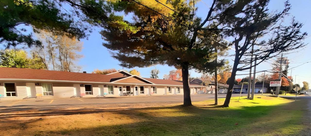 Motel Bonsoir ジョリエット エクステリア 写真