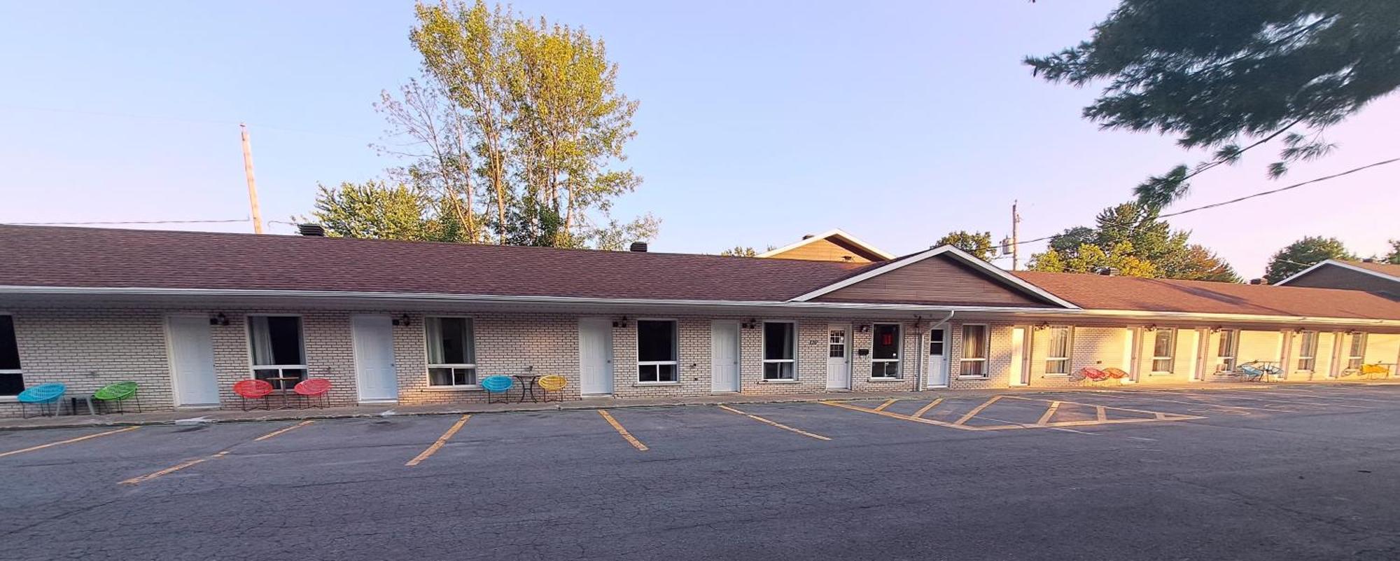 Motel Bonsoir ジョリエット エクステリア 写真