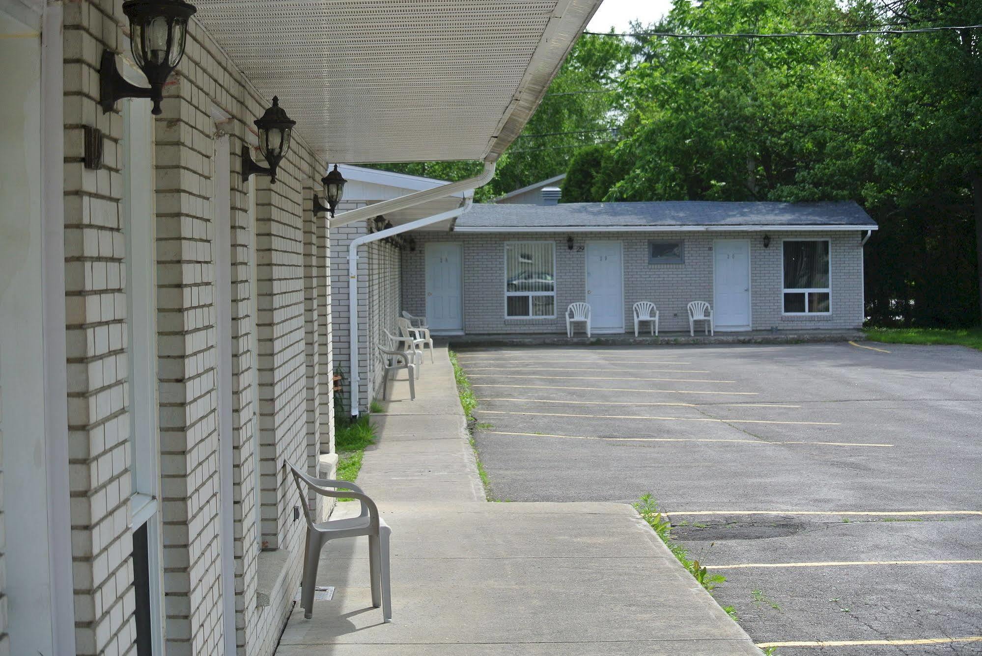 Motel Bonsoir ジョリエット エクステリア 写真