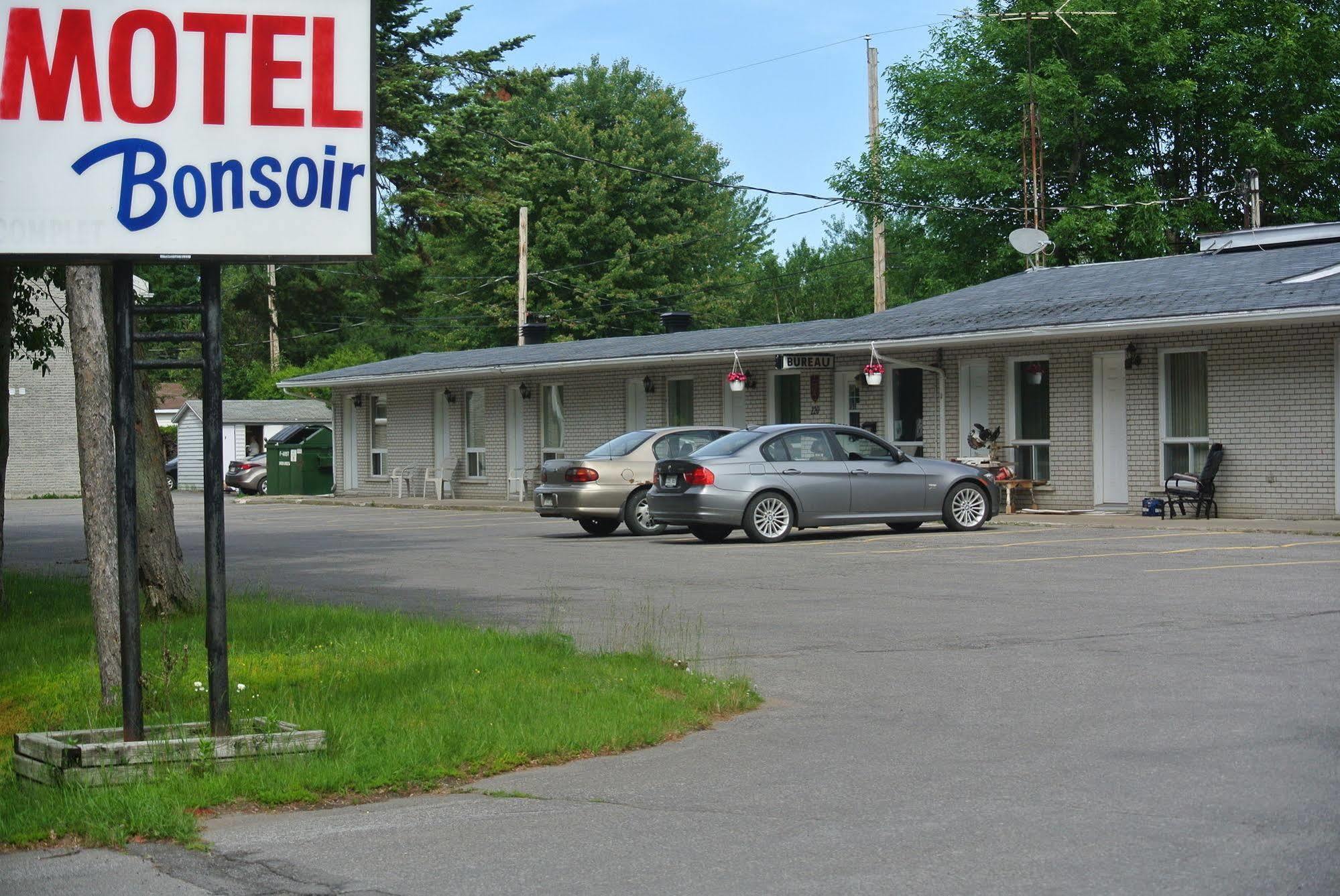 Motel Bonsoir ジョリエット エクステリア 写真
